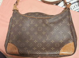 LOUIS VUITTON / モノグラム / ブローニュ 30 / M51265 / 状態ランク：Bなど7点