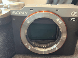 SONY：α7C II ボディ ILCE-7CM2 S シルバーなど3点