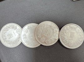 一圓銀貨／地方自治　千円銀貨／など