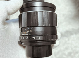 PENTAX：SMC TAKUMAR 85mm F1.8／FUJIFILM：ボディなど5点