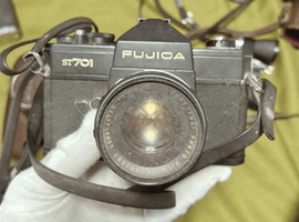 FUJIFILM：交換レンズ付きボディ／MINOLTA：ボディなど3点