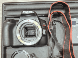 Canon：EOS Kiss X10 ボディ ブラック／Canon：EF-S 18-55mm F4-5.6 IS STMなど3点