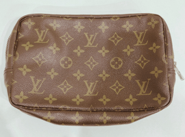LOUIS VUITTON / モノグラム / トゥルーストワレット 23 / M47524 / 状態ランク：BCなど2点（千葉県印西市よりご来店・店頭買取）｜ブランド品の高価買取なら【バイセル】