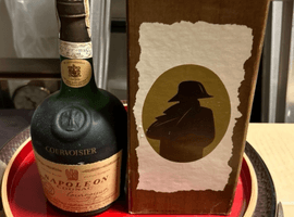 ブランデー：COURVOISIER（ナポレオン 旧ボトル）／ブランデー：CAMUS（ナポレオン ブック シルバー）など49点