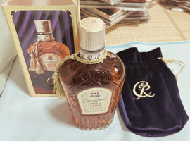 ウイスキー：Crown Royal（スペシャルエディション）／ウイスキー：Suntory（ローヤル 12年 スリムボトル）など9点