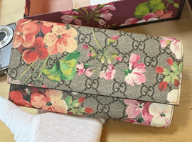 GUCCI / GGブルームス / 長財布 フラワー / 404070 / 状態ランク：Bなど3点