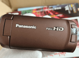 Panasonic：デジタルハイビジョンビデオ HC-W590M ブラウン
