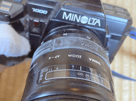 MINOLTA：交換レンズ付きボディ／SIGMA：レンズなど4点