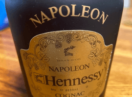 ブランデー：Hennessy（ナポレオン ブラスドール 金ラベル）／ブランデー：COURVOISIER（VSOP ファインシャンパーニュ）など2点