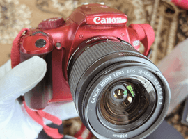 Canon：EOS Kiss X50 EF-S 18-55 IS II レンズキット レッドなど4点