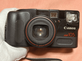 Canon：ボディ／Nikon：交換レンズ付きボディなど4点