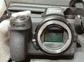 Nikon：Z6 II ボディ／Nikon：NIKKOR Z 24-200mm F4-6.3 VRなど3点