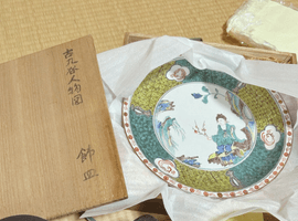 皿:須田青華/皿:香蘭社など2点