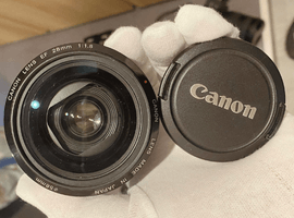 Canon：EF 28mm F1.8 USM／Canon：EOS 5D Mark III + EF 24-70mm F2.8L II USMなど3点