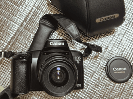 Canon：交換レンズ付きボディ／KONICA：ボディなど4点