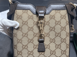 GUCCI / GGキャンバス / ミニバケット ショルダーバッグ / 782919 / 状態ランク:Bなど2点