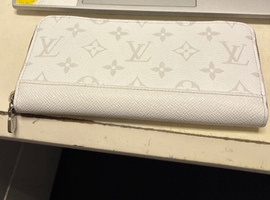 LOUIS VUITTON / モノグラム アンプラント / ジッピーウォレットホリゾンタル / M14127 / 状態ランク：Bなど2点