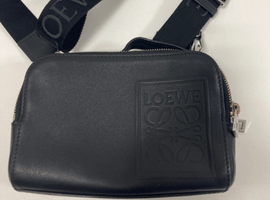 LOEWE / クロスボディ カメラバッグ アナグラム ショルダーバッグ / C565R41X05 / 状態ランク:Bなど2点
