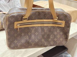 LOUIS VUITTON / モノグラム / シテGM / M51181 / 状態ランク：Bなど2点