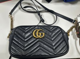 GUCCI / GGマーモント / キルティングスモールショルダー / 447632 / 状態ランク：BCなど5点