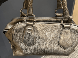 PRADA / ロゴ　ハンドバッグなど4点