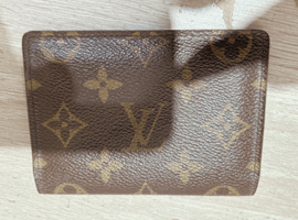 LOUIS VUITTON / モノグラム / ポルト 2 カルトヴェルティカル / M60533 / 状態ランク：Bなど2点(兵庫県洲本市よりご来店・店頭買取)｜ブランド品の高価買取なら【バイセル】