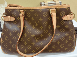 LOUIS VUITTON / モノグラム / バティニョールオリゾンタル / M51154 / 状態ランク：ABなど3点(愛知県春日井市よりご来店・店頭買取)｜ブランド品の高価買取なら【バイセル】