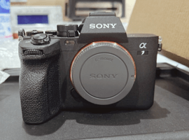 SONY：α7IV ズームキット ILCE-7M4K／TAMRON：50-400mm F4.5-6.3 Di III VC VXD A067S (ソニー E用)など2点