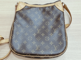 LOUIS VUITTON / モノグラム / オデオン PM / M56390 / 状態ランク：Bなど2点