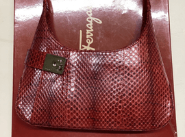 Salvatore Ferragamo / パイソンハンドバッグ / 状態ランク：Bなど7点