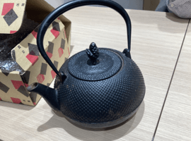 茶道具／鉄瓶：南部鉄瓶など2点