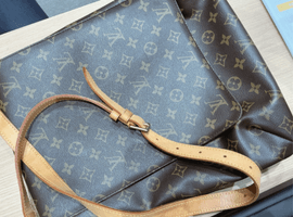 LOUIS VUITTON / モノグラム / ミュゼット / M51256 / 状態ランク：Bなど6点(神奈川県横浜市泉区よりご来店・店頭買取)｜ブランド品の高価買取なら【バイセル】