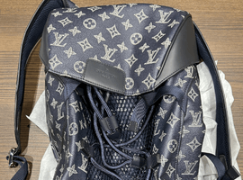 LOUIS VUITTON / モノグラム / ハイキング バックパック チャップマン モノグラムサバンナ / M43294 / 状態ランク：Bなど2点