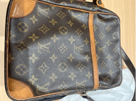 LOUIS VUITTON / モノグラム / ダヌーブ MM / M45264 / 状態ランク：B