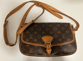 LOUIS VUITTON / モノグラム / ソローニュ / M42250 / 状態ランク:Bなど3点