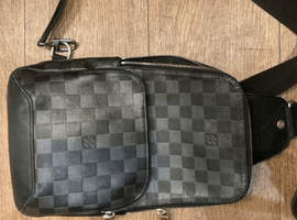 LOUIS VUITTON / ダミエ グラフィット / アヴェニュー / N41719 / 状態ランク：BCなど2点