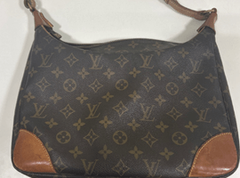 LOUIS VUITTON / モノグラム / ブローニュ 30 / M51265 / 状態ランク：BCなど2点