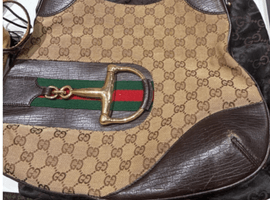 GUCCI / GGキャンバス / ワンショルダーバッグ / 137388 / 状態ランク：Bなど4点