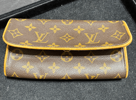 LOUIS VUITTON / モノグラム / ポシェットツイン PM / M51854 / 状態ランク：Cなど2点