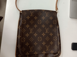 LOUIS VUITTON / モノグラム / ミュゼットサルサ / M51387 / 状態ランク:Bなど9点