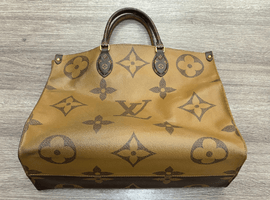 LOUIS VUITTON / モノグラム / キーポル 45 / M41428 / 状態ランク：BCなど2点