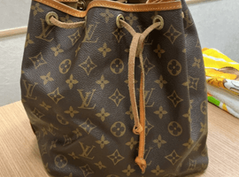 LOUIS VUITTON / モノグラム / プチノエ / M42226 / 状態ランク：Bなど2点