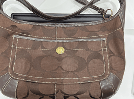 COACH / シグネチャー ワンショルダーバッグ / 11290 / 状態ランク：Bなど2点