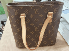 LOUIS VUITTON / モノグラム / ヴァヴァン PM / M51172 / 状態ランク：Bなど2点