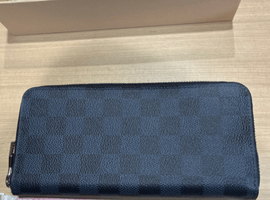 LOUIS VUITTON / ダミエ グラフィット / ジッピーウォレット ヴェルティカル / N63095 / 状態ランク：BCなど8点