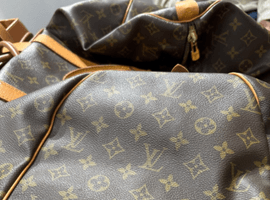 LOUIS VUITTON / モノグラム / キーポル 50 / M41426 / 状態ランク：Bなど21点（東京都新宿区よりご来店・店頭買取）｜ブランド品の高価買取なら【バイセル】