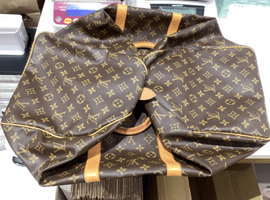 LOUIS VUITTON / モノグラム / キーポル 55 / M41424 / 状態ランク：Bなど2点（群馬県前橋市よりご来店・店頭買取）｜ブランド品の高価買取なら【バイセル】