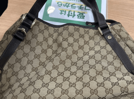 GUCCI / GGキャンバス / ショルダーバッグ / 130736 / 状態ランク:Bなど2点