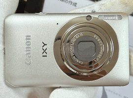 Canon：IXY 210F／Canon：交換レンズ付きボディなど4点