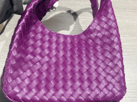BOTTEGA VENETA / イントレチャート カンパーナ ショルダーバッグ / 00949994 / 状態ランク:Aなど5点
